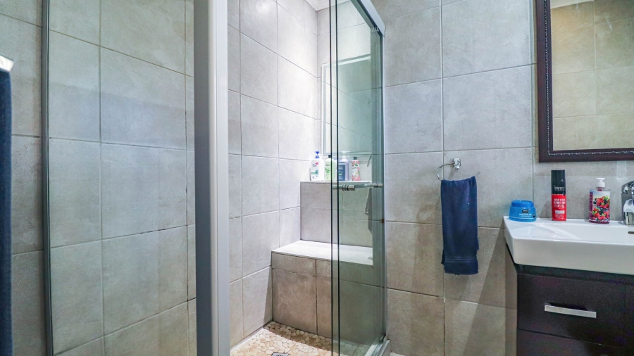 3 Bedroom Property for Sale in Flamwood North West